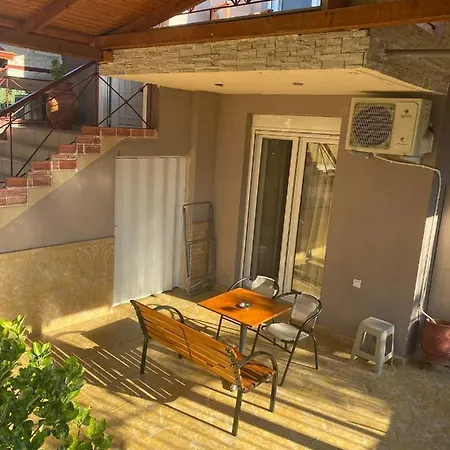 Sanni Salonikiou Aparthotel *