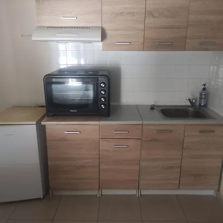 Sanni Salonikiou Lägenhetshotell Akti Salonikiou