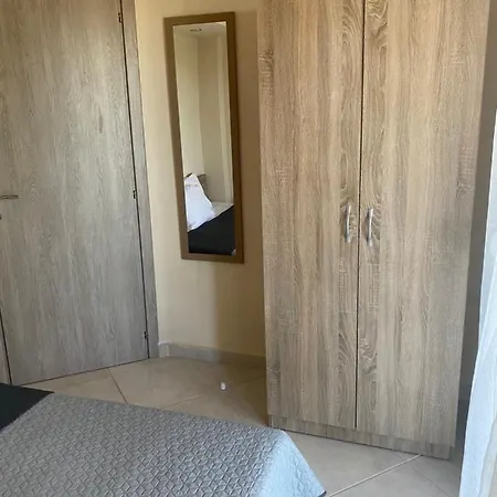 Sanni Salonikiou Akti Salonikiou